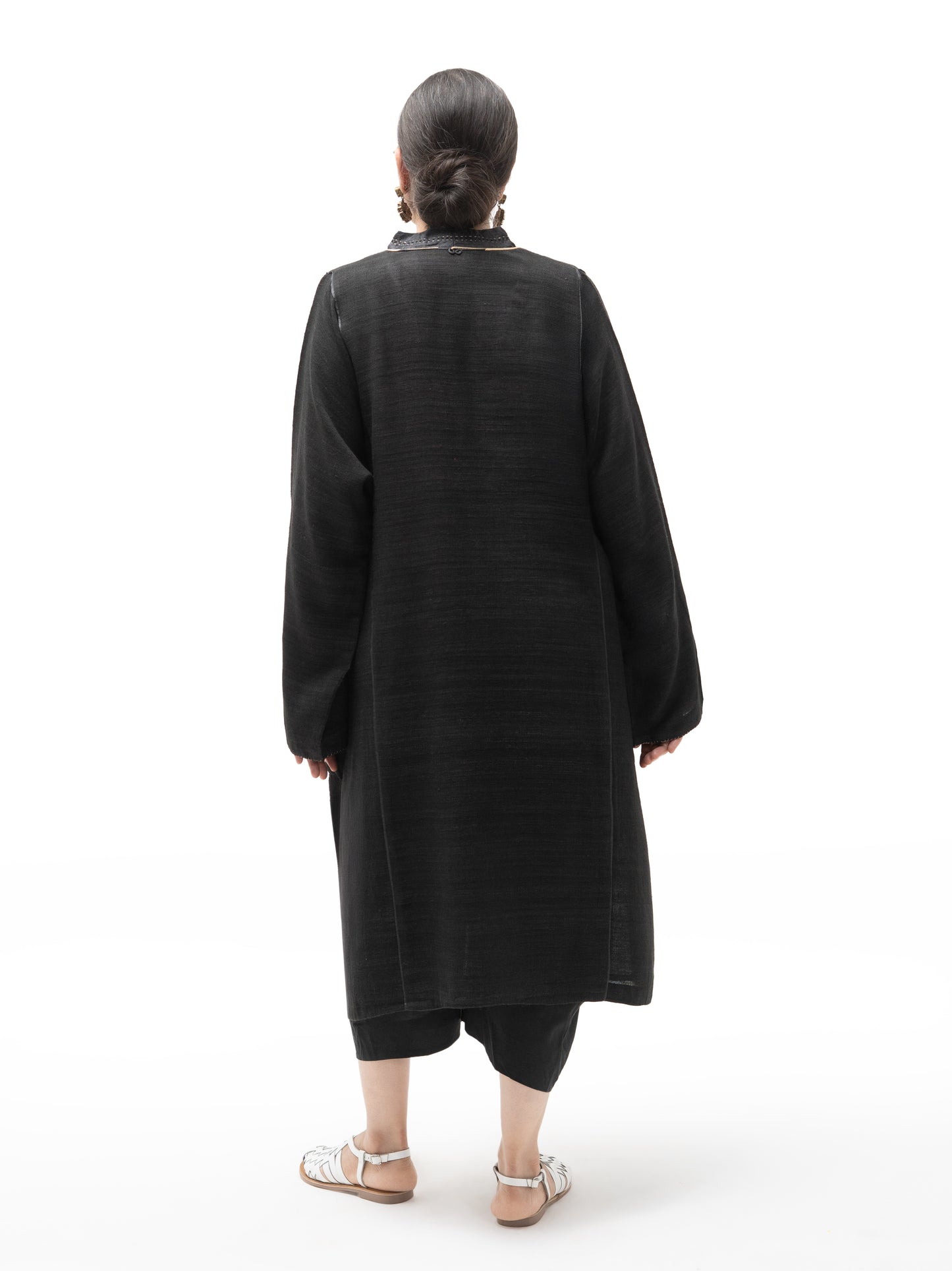 Hand Embroidered Gicha Silk Feron – Black