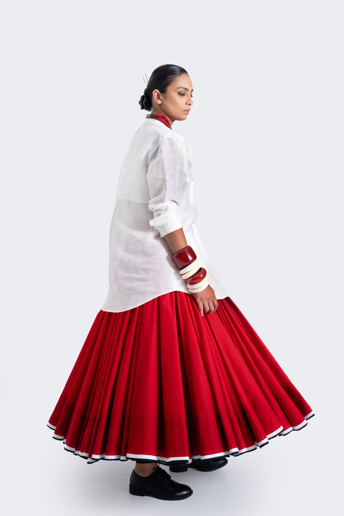 Bavan Gaj Ka Daman Skirt